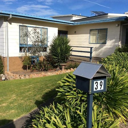 Lakes Entrance Views Exterior photo