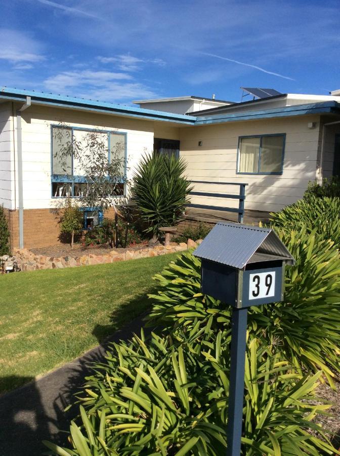Lakes Entrance Views Exterior photo